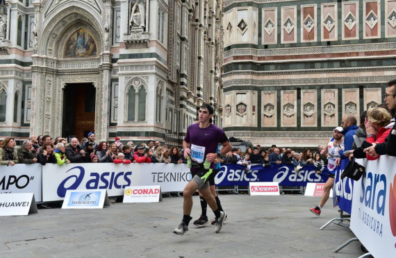Ian Platou running Florence marathon